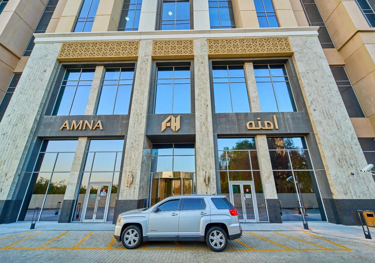 Apartment Spacious 1br In Habtoor With Canal Views & Close To Mall Dubai