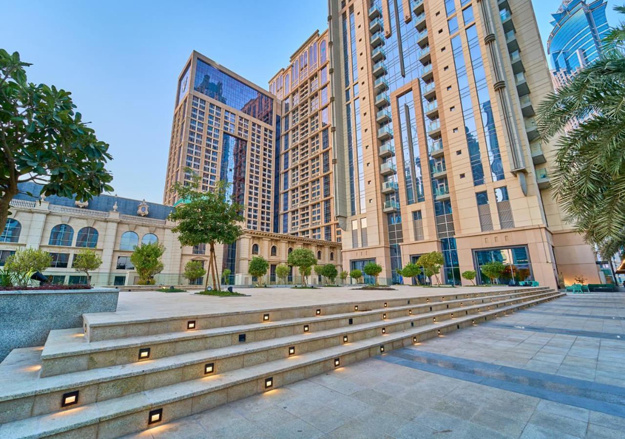 Spacious 1br In Habtoor With Canal Views & Close To Mall Apartment Dubai